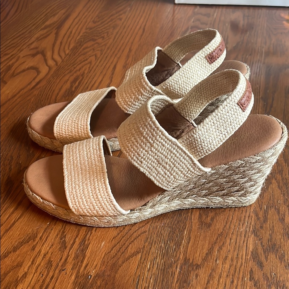 Andre Assous Cream and Brown Wedge Sandals (never been worn)